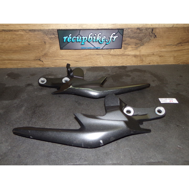 Poignée passagers CBR-R 125 2016