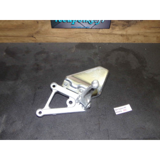 Platine repose pieds gauche Aprilia Tuono 2005