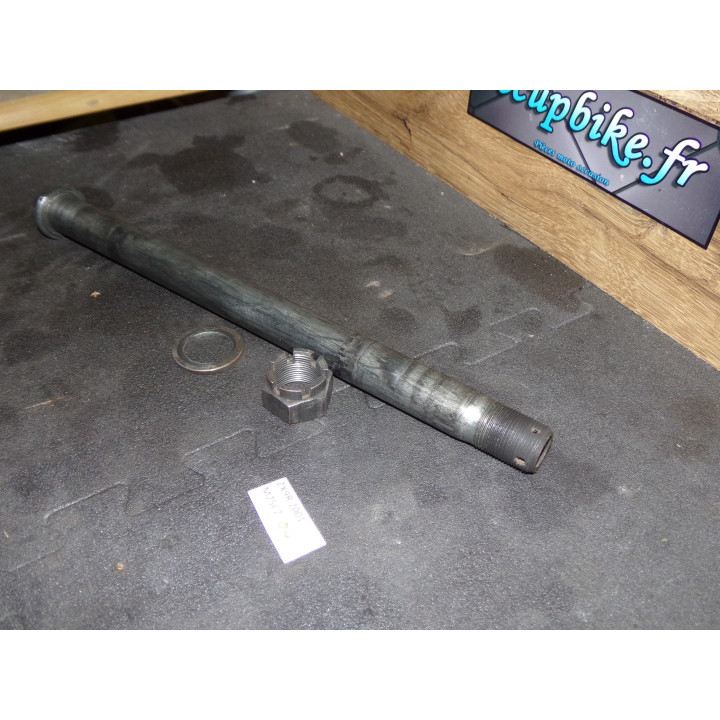 Axe de roue arrière Kawasaki ZX-9R 2001