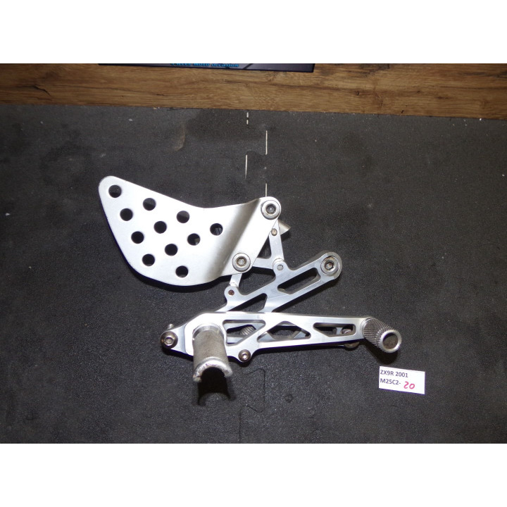 Platine droite racing Kawasaki ZX-9R 2001