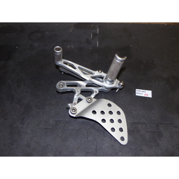 Platine droite racing Kawasaki ZX-9R 2001