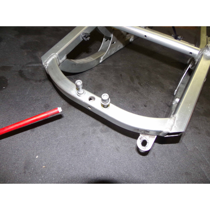 Boucle arrière Aprilia Tuono 2005