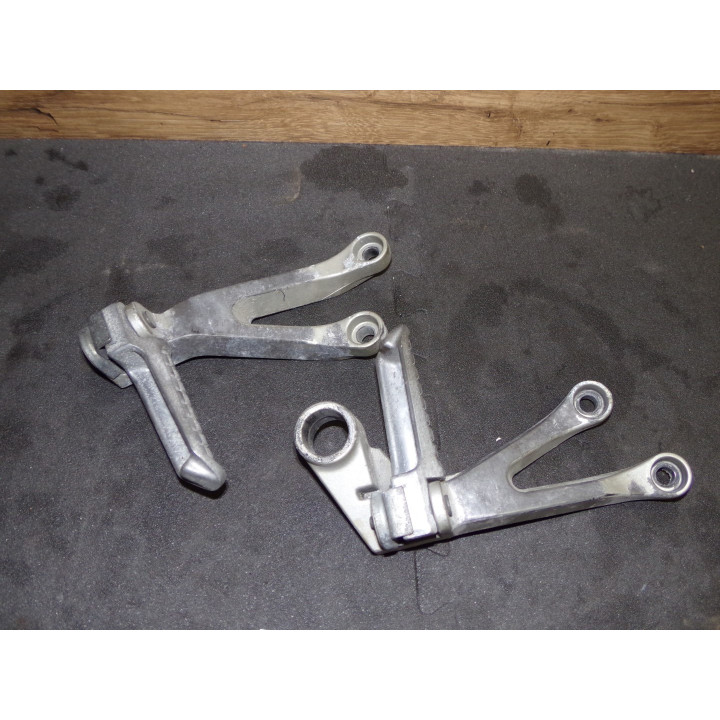 Repose pieds passager Kawasaki ZX-6R 1999