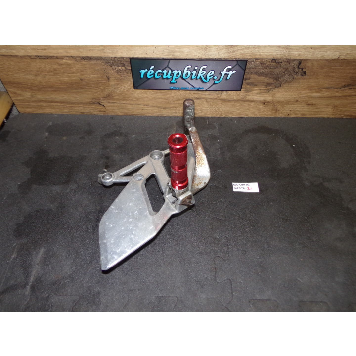 Platine droite frein Honda CBR-F 600 1992