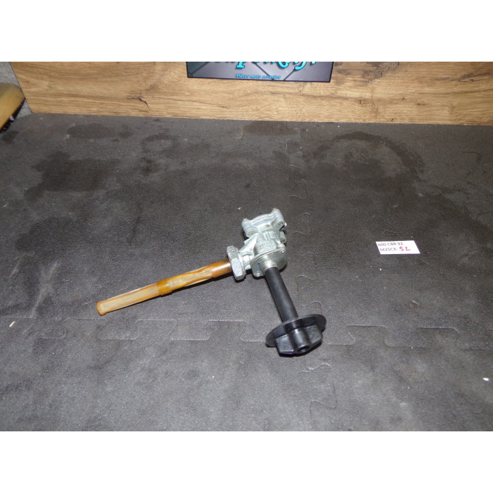 Robinet essence Honda CBR-F 600 1992