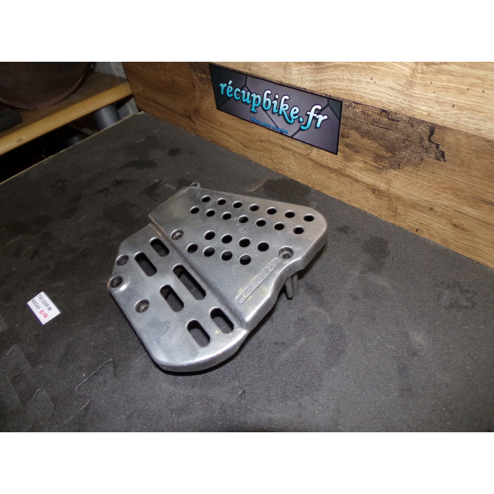 Carter sortie boite Suzuki GSX-R 750 1988