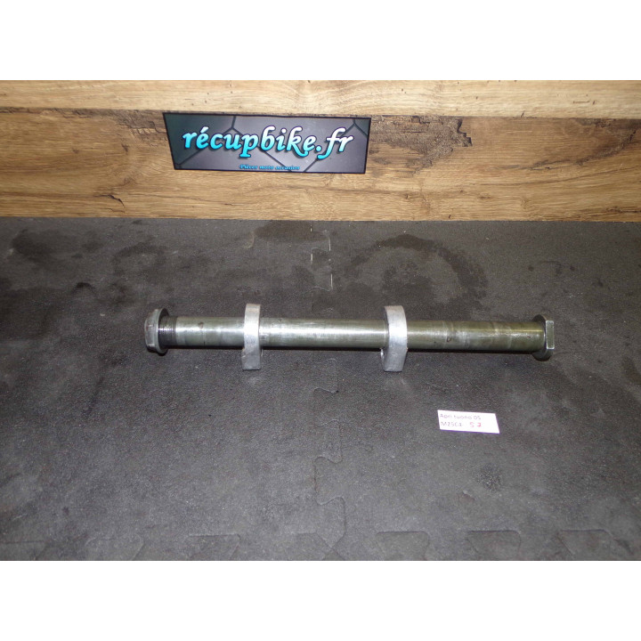 Axe roue arrière Aprilia Tuono 2005