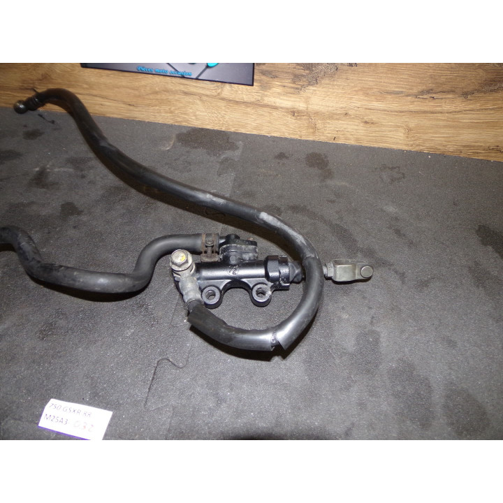 Maitre cylindre frein arrière Suzuki GSX-R 750 1988