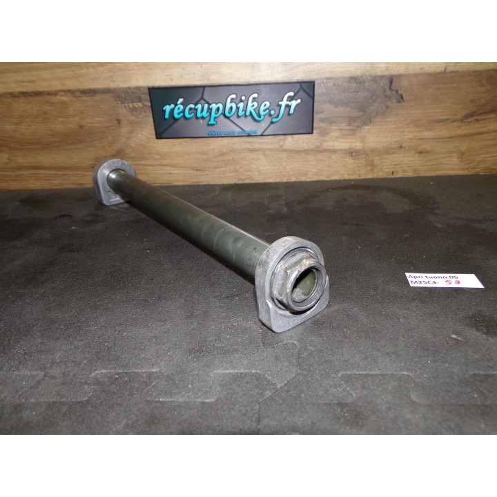 Axe roue arrière Aprilia Tuono 2005