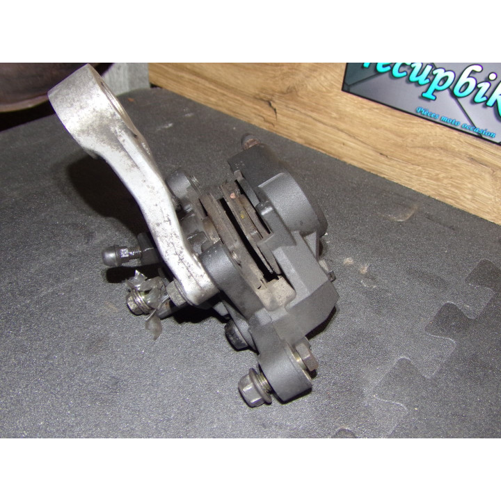 Etrier frein arrière Suzuki GSX-F 750 2003