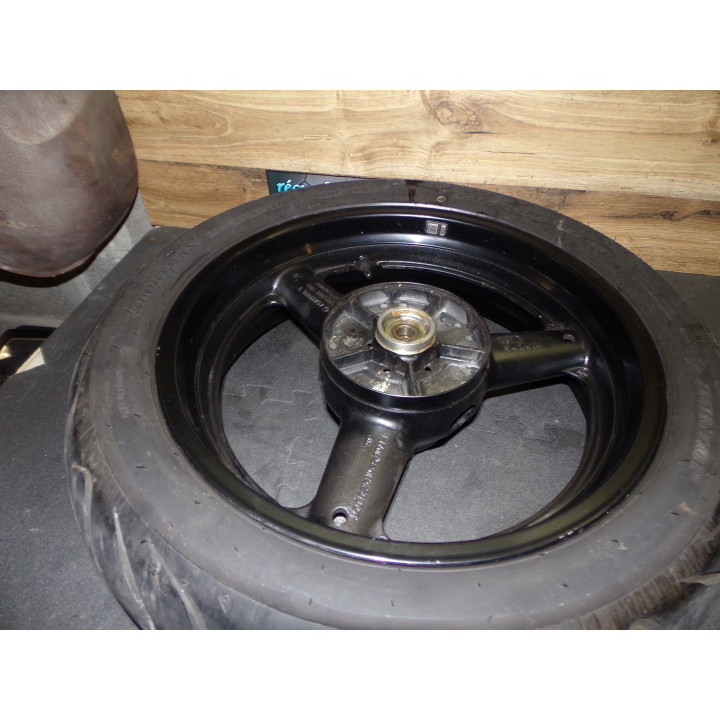 Jante arrière Suzuki GSX-F 750 2003