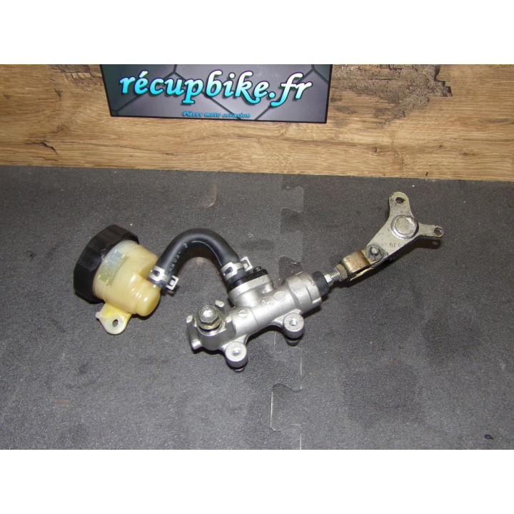Maitre cylindre frein arrière Suzuki GSX-F 750 2003