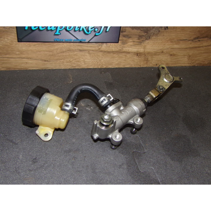 Maitre cylindre frein arrière Suzuki GSX-F 750 2003