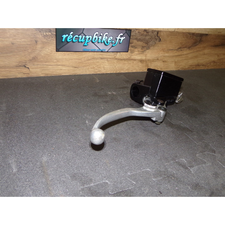 Maitre cylindre frein avant Suzuki GSX-F 750 2003