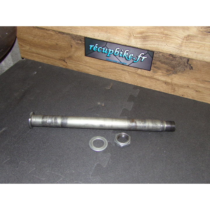 Axe roue arrière Suzuki GSX-R Hayabusa 2009