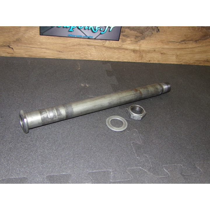 Axe roue arrière Suzuki GSX-R Hayabusa 2009