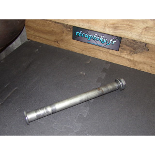 Axe roue arrière Suzuki GSX-R Hayabusa 2009