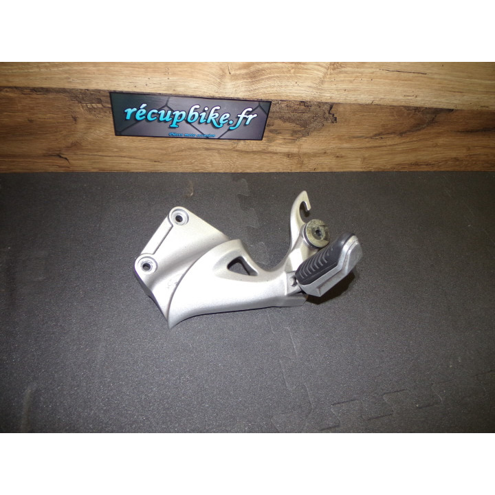 Repose pied arrière gauche Suzuki GSX-R Hayabusa 2009