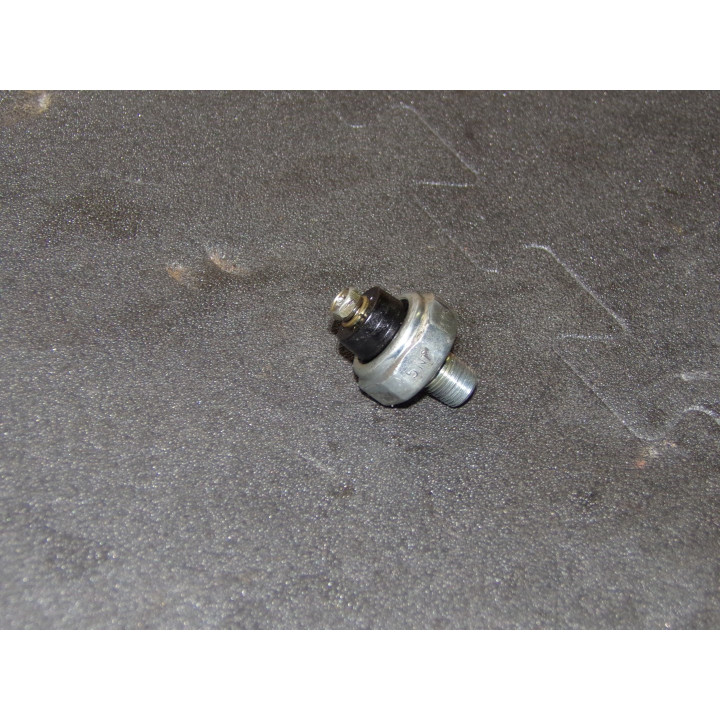 Capteur pression huile Suzuki GSX-F 600 1995