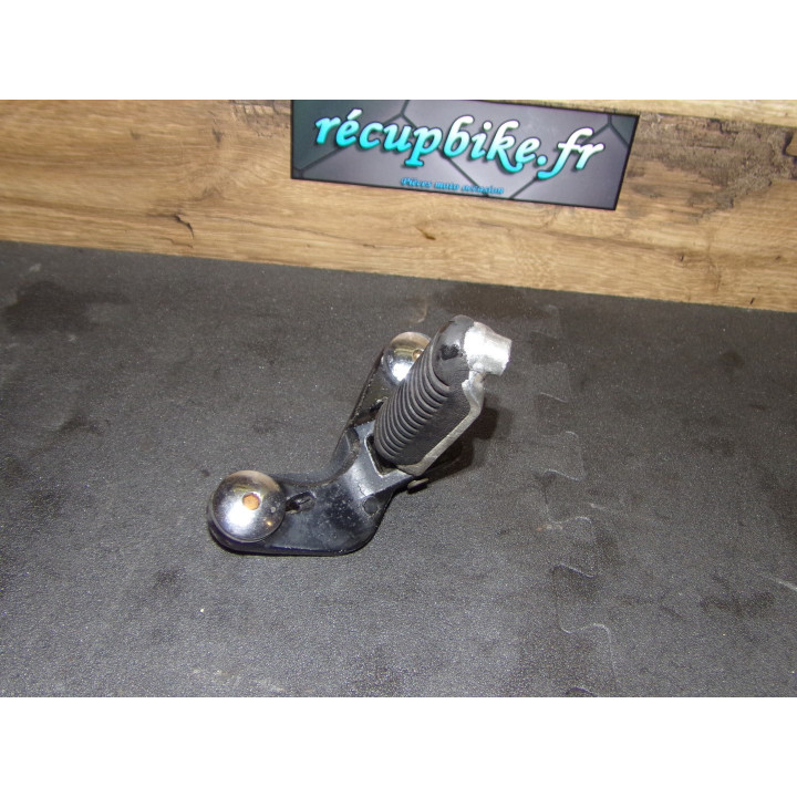 Repose pied droit Suzuki GSX-F 600 1995