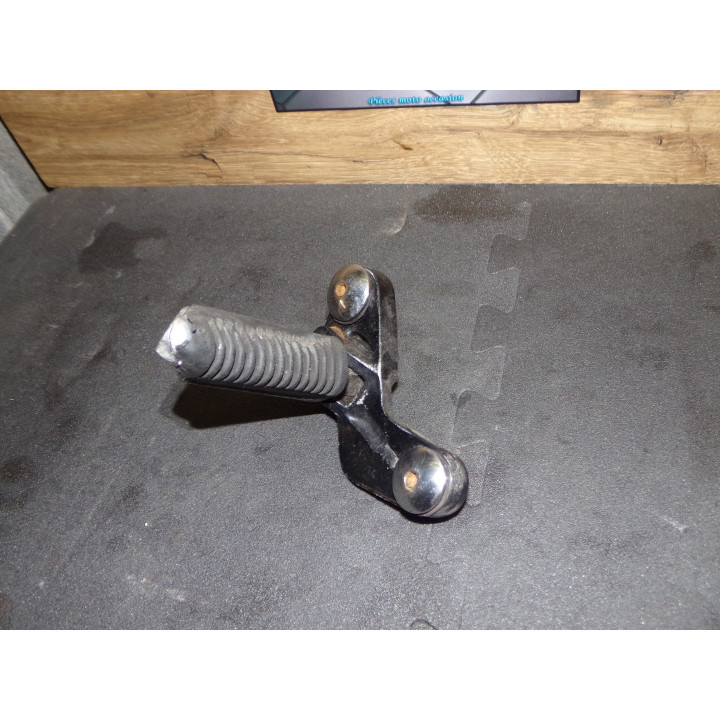 Repose pied gauche Suzuki GSX-F 600 1995