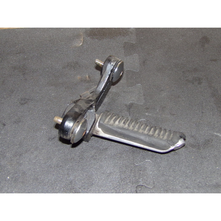 Repose pied gauche Suzuki GSX-F 600 1995