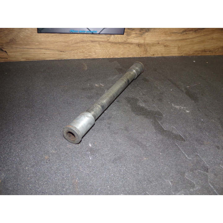 Axe roue avant Kawasaki ZZR 1100 1993