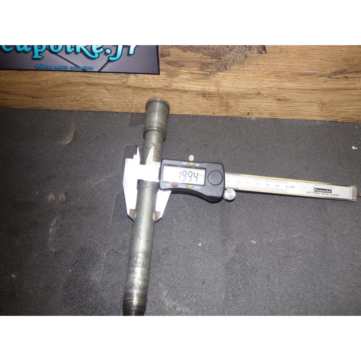 Axe roue avant Kawasaki ZZR 1100 1993