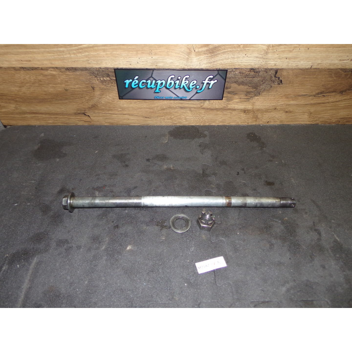 Axe de roue arrière Kawasaki ZZR 600 1998