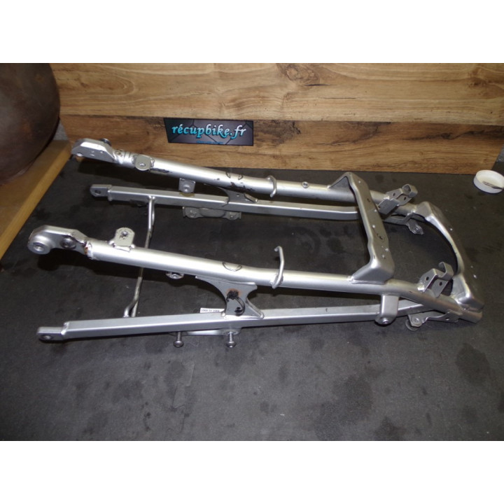 Boucle arrière Suzuki 1000 SV 2004