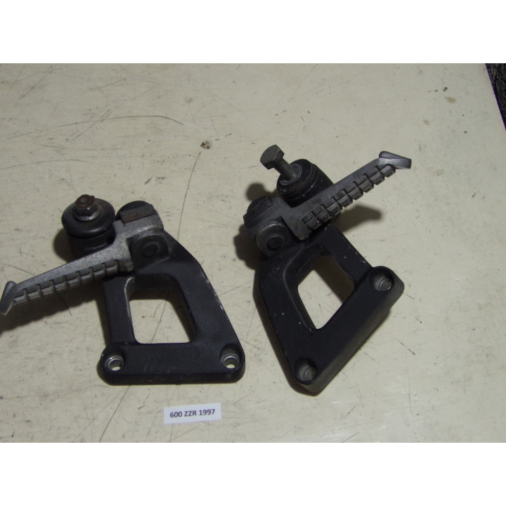 Repose pied passager Kawasaki ZZR 600 1997