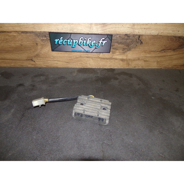 Régulateur charge Kawasaki GPZ 500