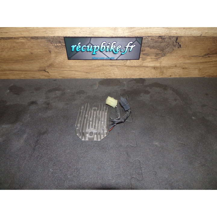 Régulateur charge Suzuki SV 650