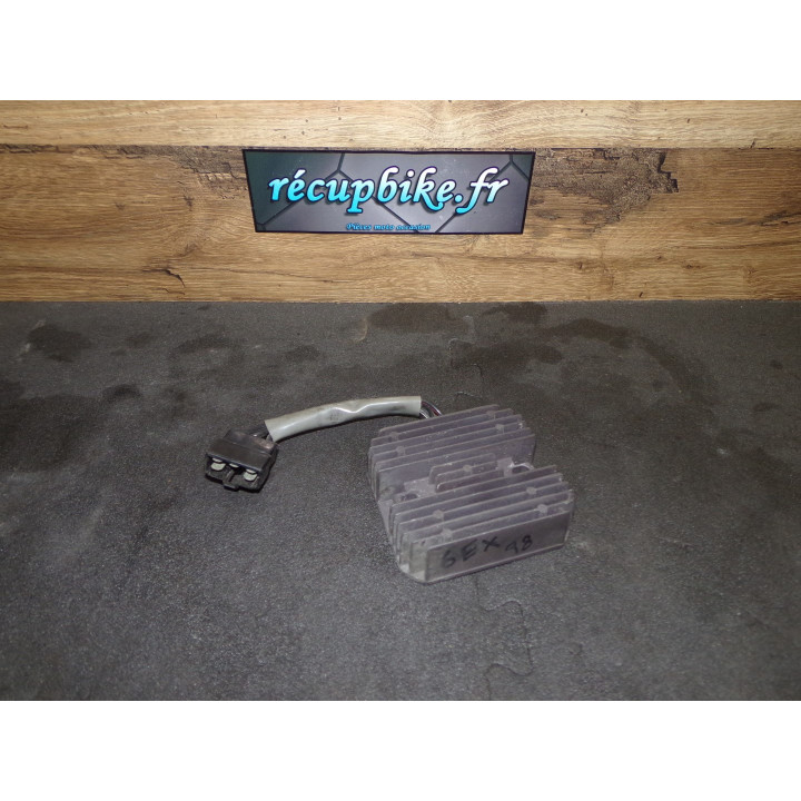 Régulateur charge Suzuki 750 GSXR 98