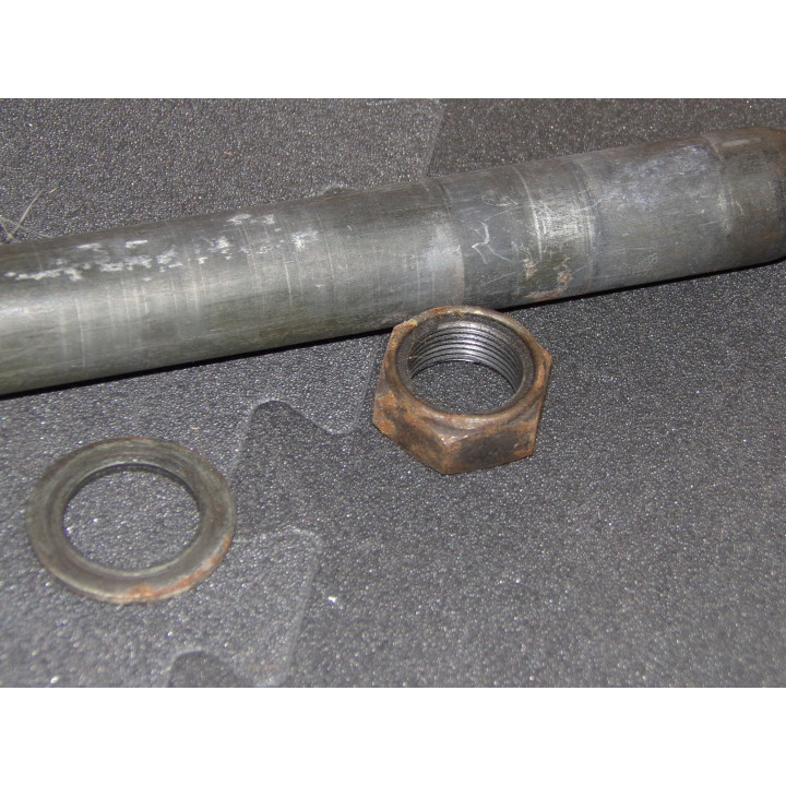 Axe roue arrière Yamaha YZF-R 600 2002