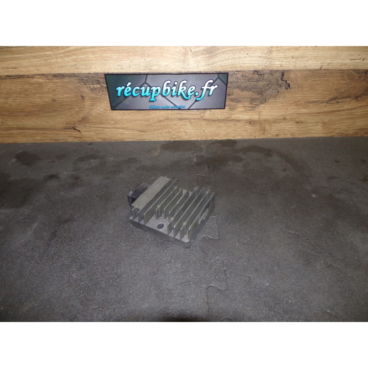 Régulateur charge CBR-R 125 2016