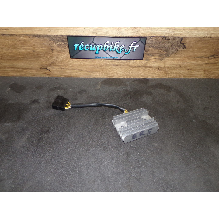 Régulateur charge Kawasaki ER 500  2000