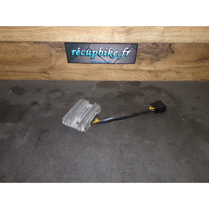 Régulateur charge Kawasaki ER 500  2000