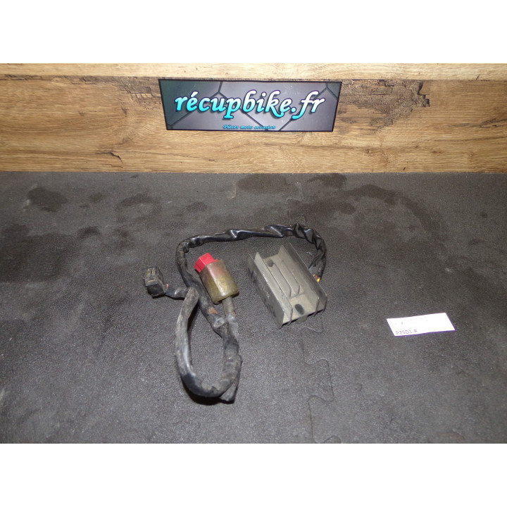Régulateur charge Honda NX 250