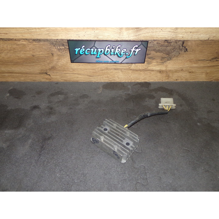 Régulateur charge Kawasaki EN 500 1998