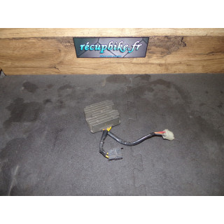 Régulateur charge Suzuki DR 350 95