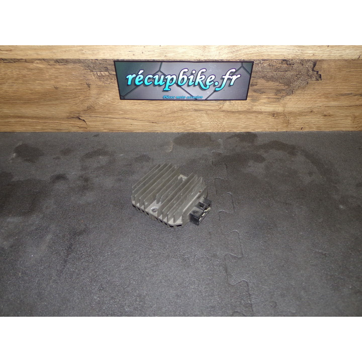 Régulateur charge Suzuki VN 1500 1995