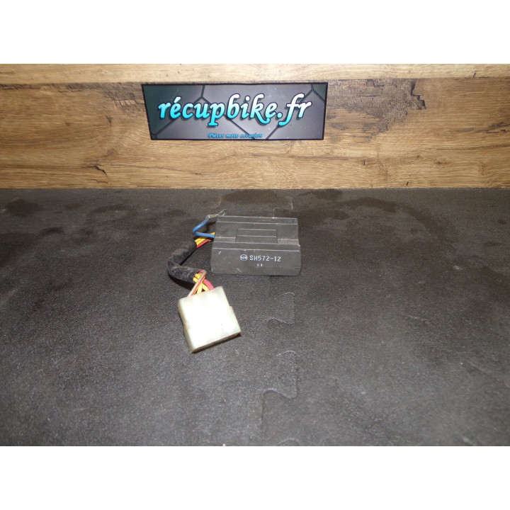 Régulateur charge Aprilia Pégaso 650 1996