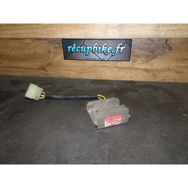 Régulateur charge Suzuki TS 250 1986