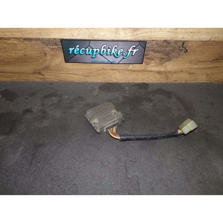 Régulateur charge Suzuki TS 250 1986