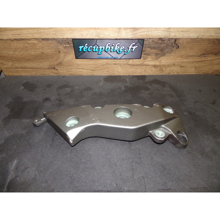 Support platine droite Honda CBF 1000 2007