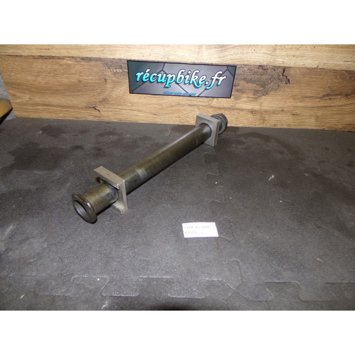 Axe roue arrière Yamaha YZF-R1 2000