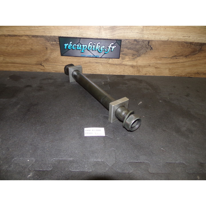 Axe roue arrière Yamaha YZF-R1 2000