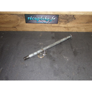 Axe de roue arrière Yamaha FZ 1987