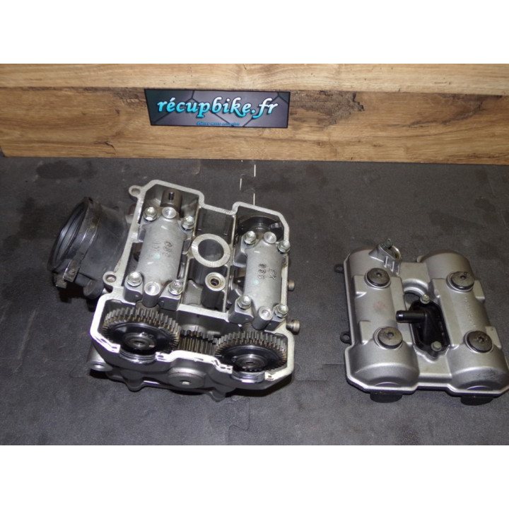 Culasse arrière complète Suzuki 1000 SV S 2004